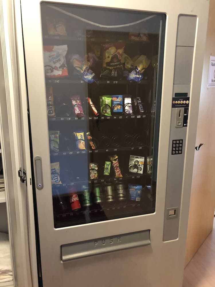 Otomatik satış makinesi