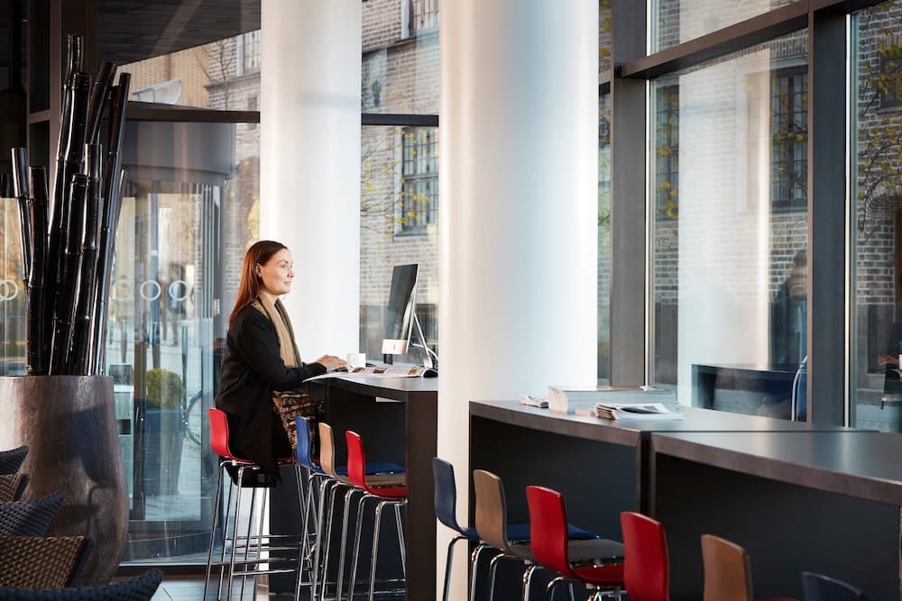 Lobi dinlenme salonu