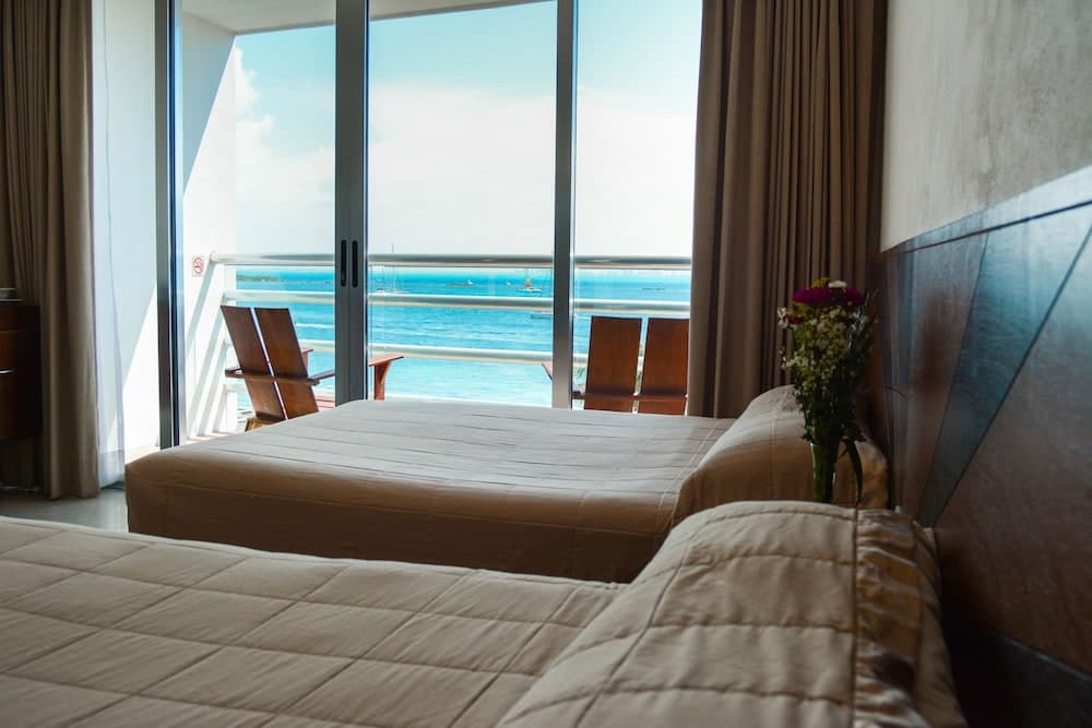 Plaj/okyanus manzarası