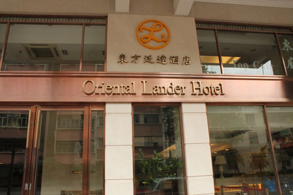 Oriental Lander Hotel