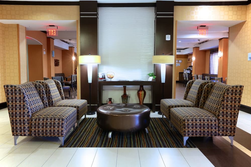 Holiday Inn Express Hotel & Suites DALLAS WEST by IHG