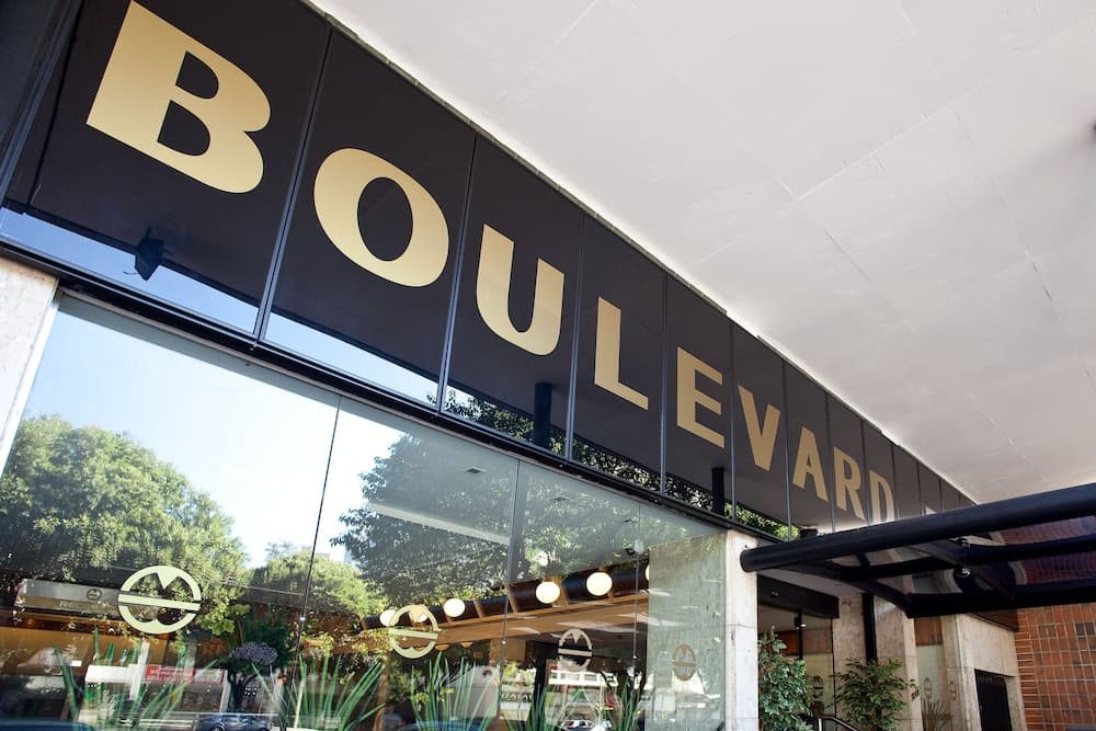 Hotel Boulevard Plaza