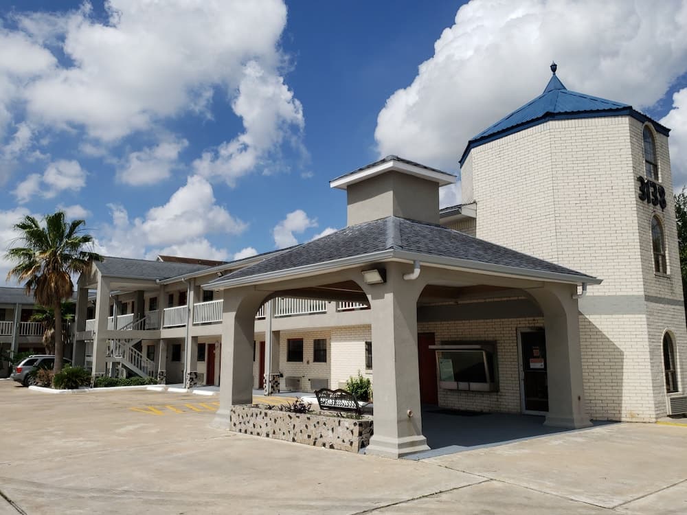 Summit Inn - Houston Medical Center