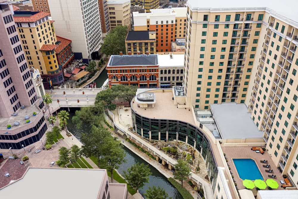 Embassy Suites San Antonio Riverwalk-Downtown