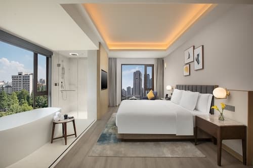 voco Nanjing Oriental Pearl by IHG