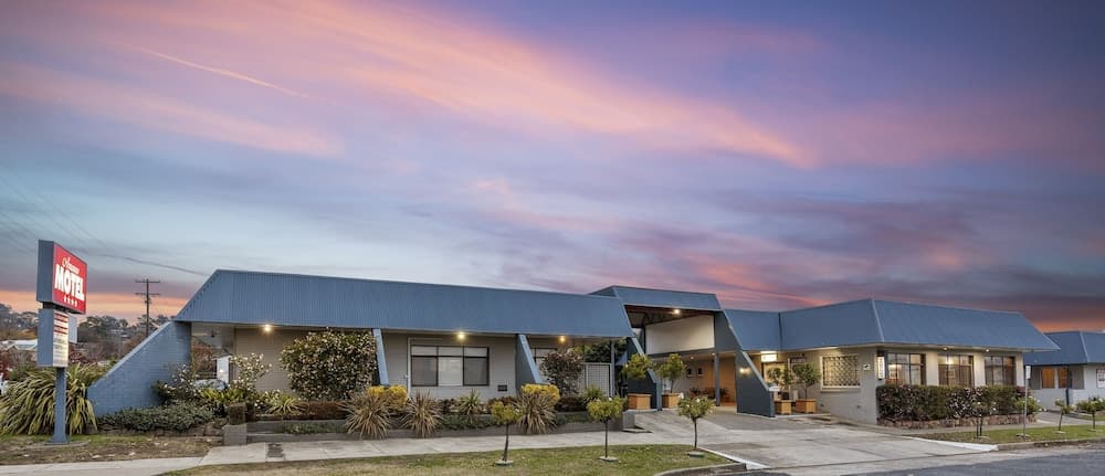 Amaroo Motel