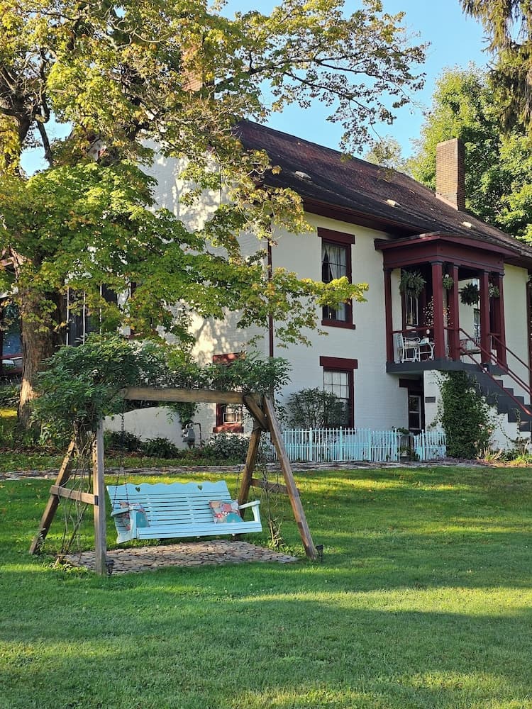 The Pines of Dresden B&B