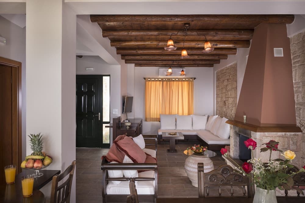 Athina Luxury Villas