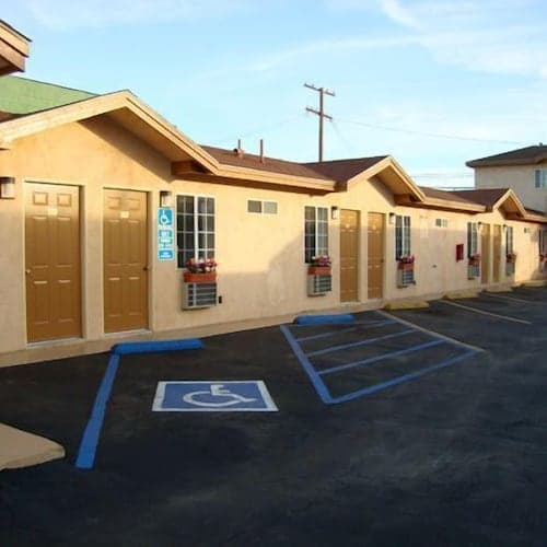 La Bonita Inn Motel