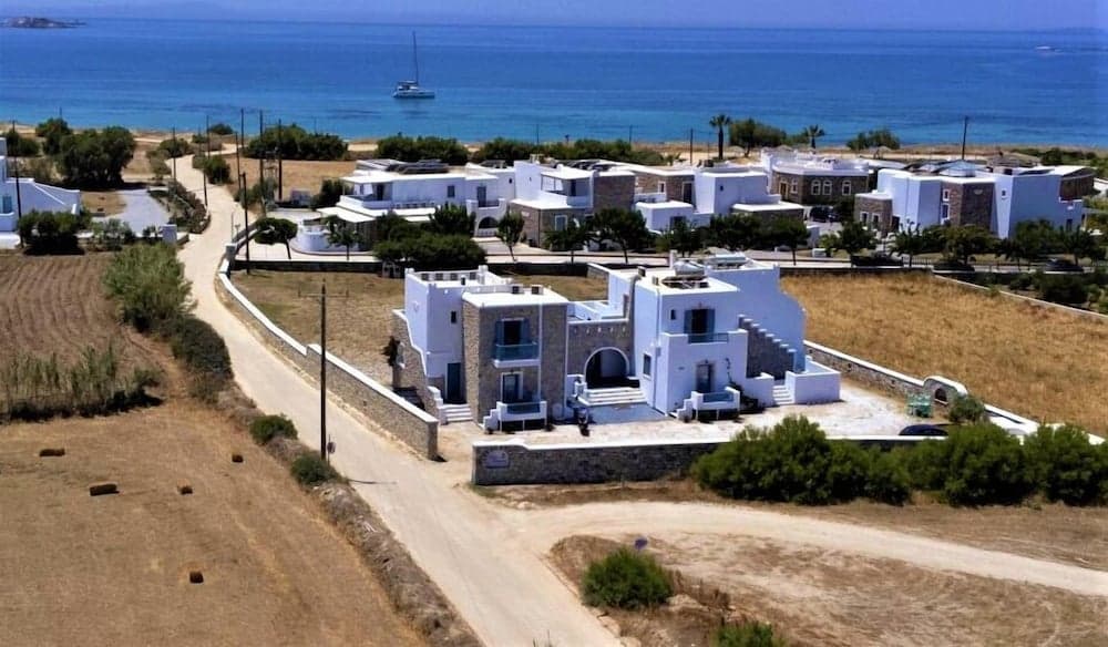 Blue Harmony Apartments