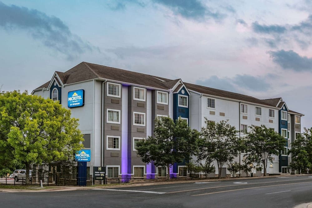 Microtel Inn & Suites by Wyndham Austin Airport