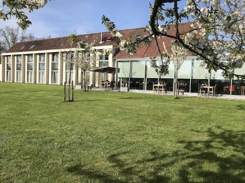 Cleythil Hotel