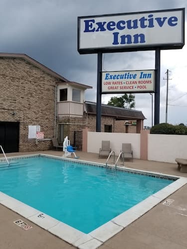 Executive Inn