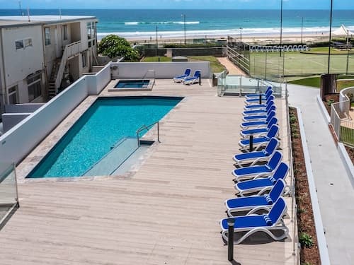 Breakers North Absolute Beachfront Apartments