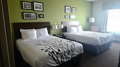 Spark by Hilton Harrisburg East