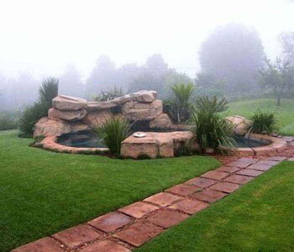 African Silhouette Guesthouse