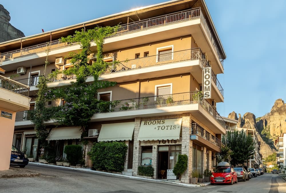 Konaklama yerinin ön cephesi