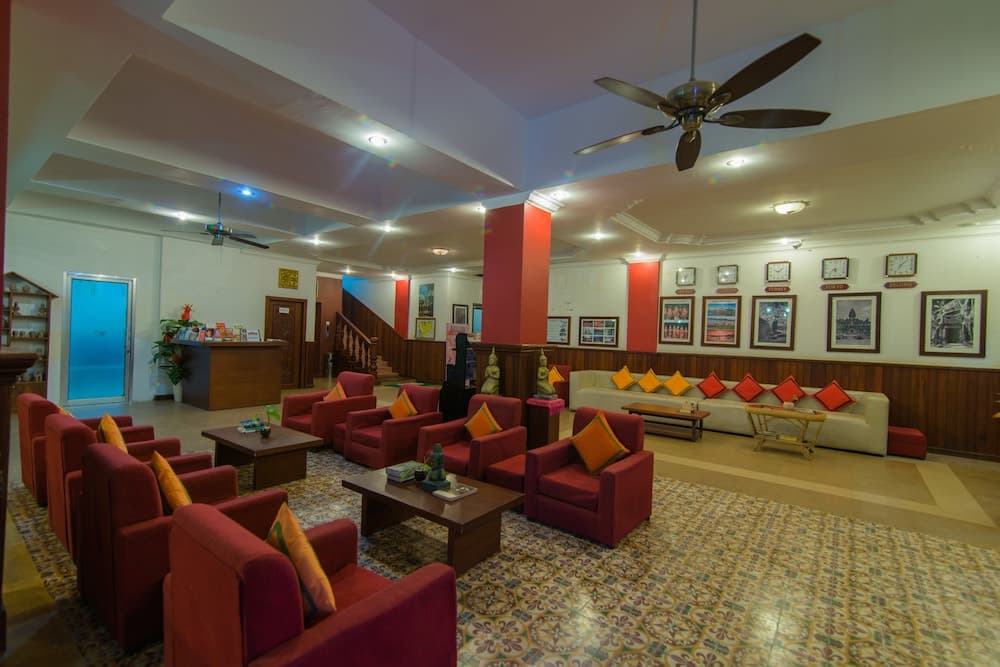 Mekong Angkor Palace Hotel