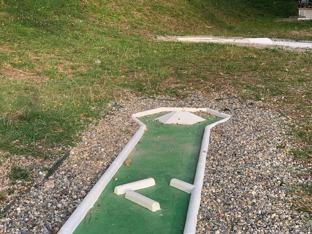 Mini golf