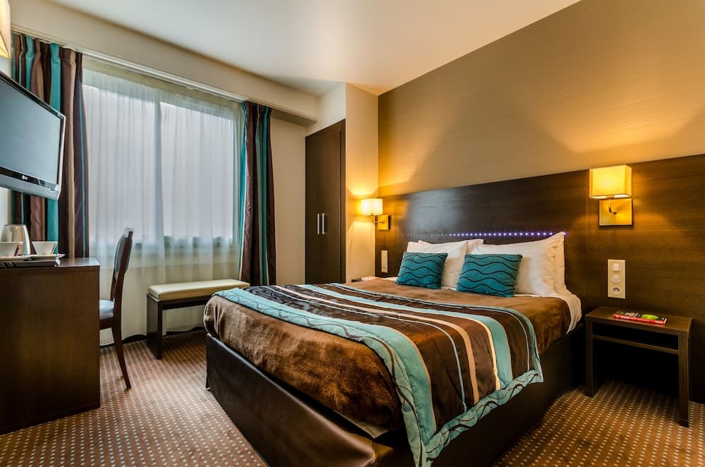 Helgon Hotel – Lourdes Pyrenees