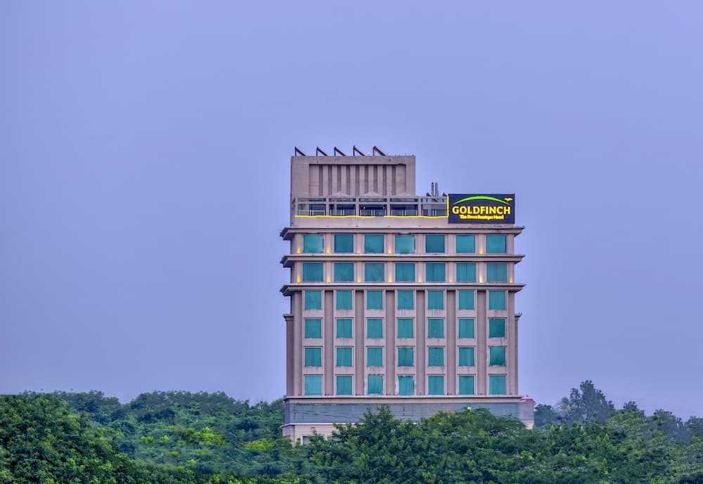 Goldfinch Hotel Delhi NCR