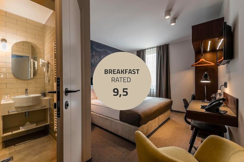 Hotel Mrak 4*