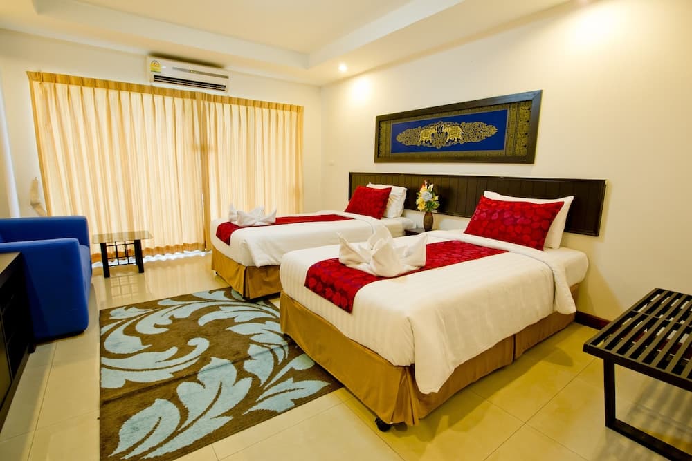 Sinsuvarn Airport Suite