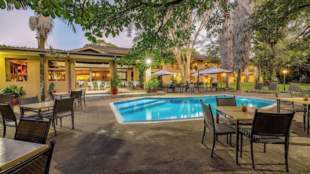 Hotel Numbi and Garden Suites