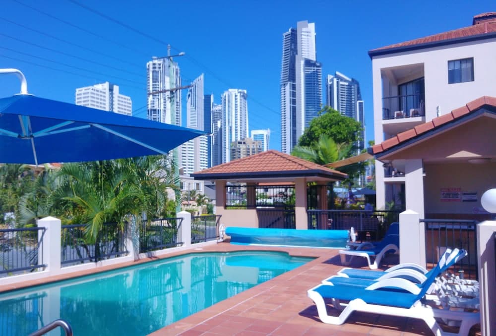 Chevron Palms Holiday Apartments by Gold Coast Premium