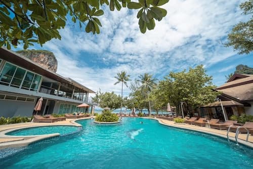 Sand Sea Resort
