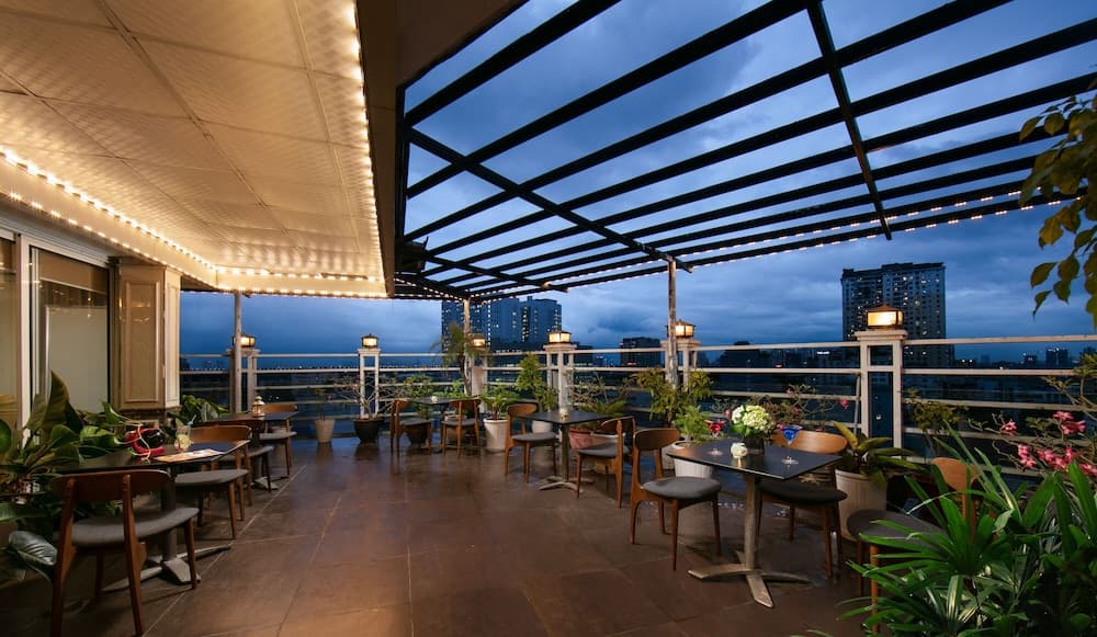 May De Ville Trendy Hotel & Spa