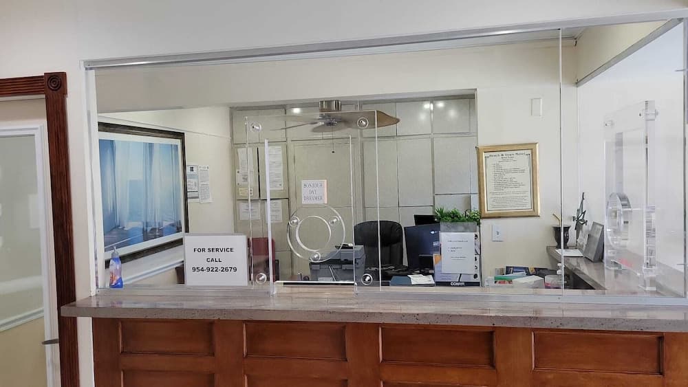 Beach and Town Motel