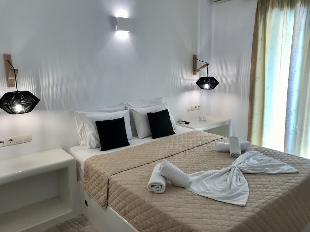 Vassiliki Rooms
