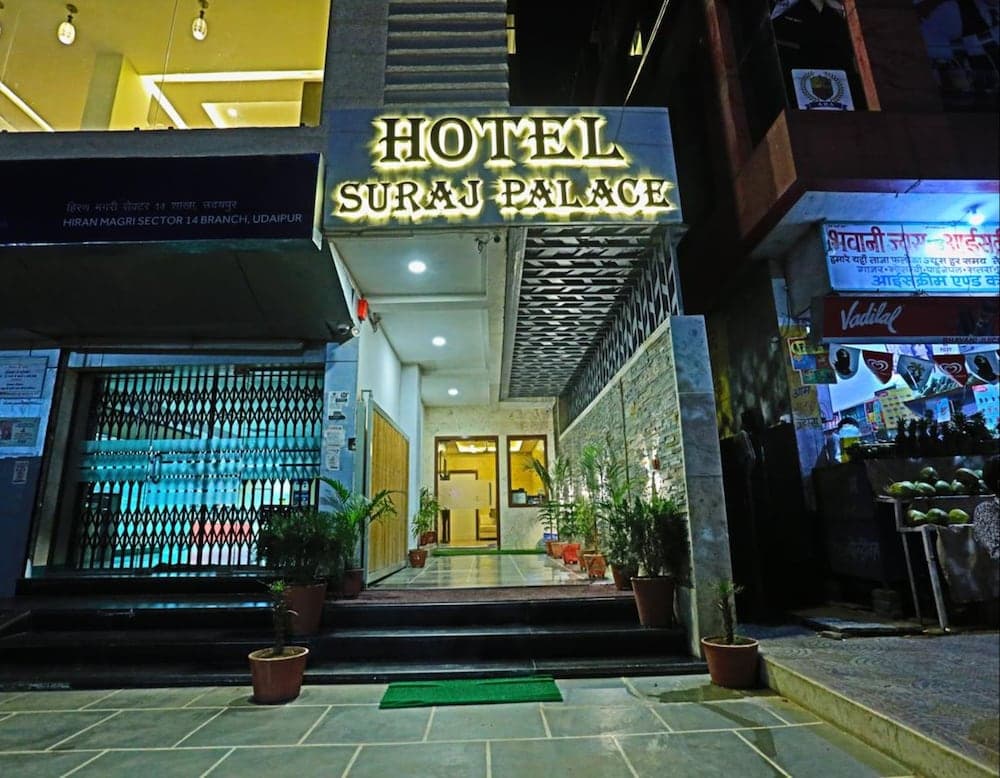 Hotel Suraj Palace