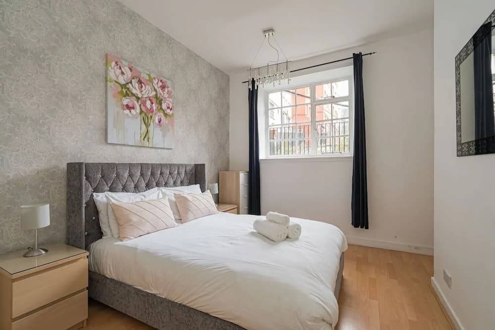 Stunning Royal Mile Old Town Apartment