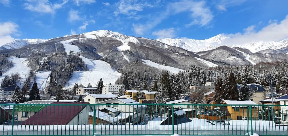 SUMMIT VIEWS HAKUBA
