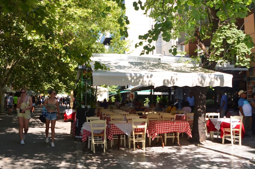 Konaklama yerinden şehir manzarası