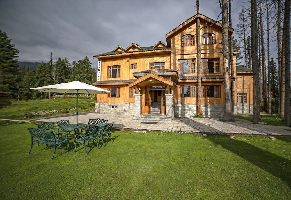 Konaklama yerinin ön cephesi