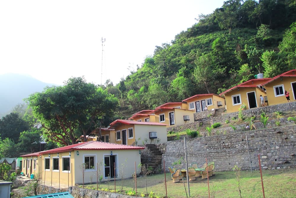 Konaklama yerinin ön cephesi