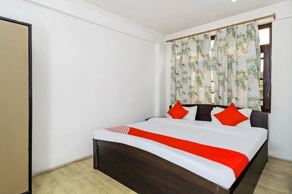 OYO 26454 City Star Hotel & Restaurant