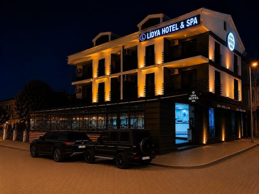 Hotel Lidya