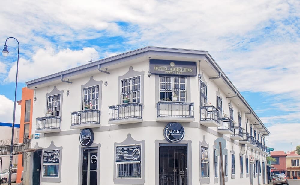 Hotel Arrecifes