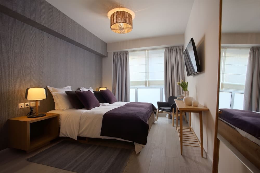 Happiness Luxury Central Apartment