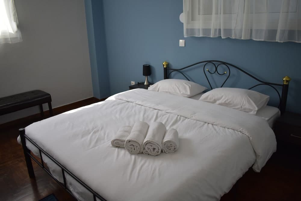 Athenian Modern Apartment Mavili Square
