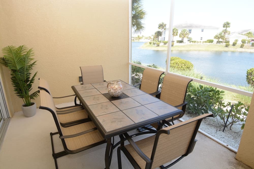 Açık havada yemek servisi