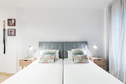 Alfalfa Center Apartment