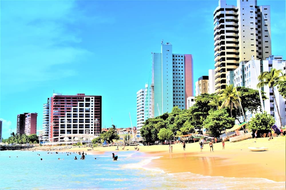 SEAFLATS Iate Plaza Hotel