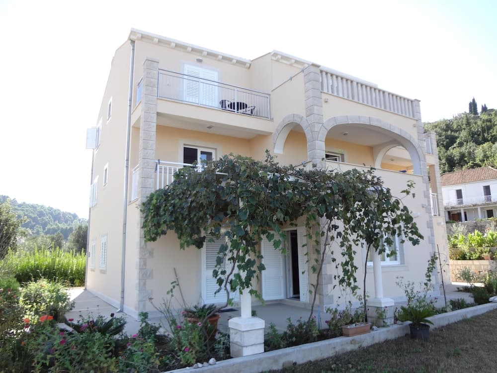 Apartments Ana Lopud