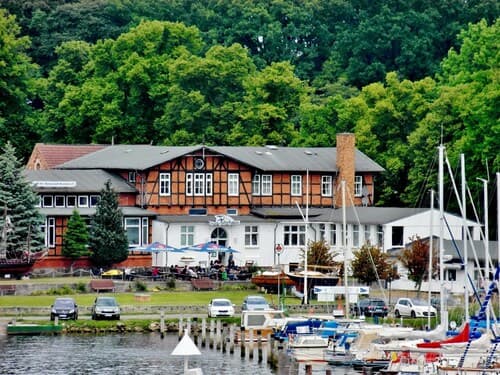 Hotel Pension Zum Alten Fährhaus