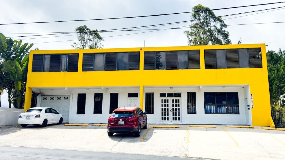 Konaklama yerinin ön cephesi